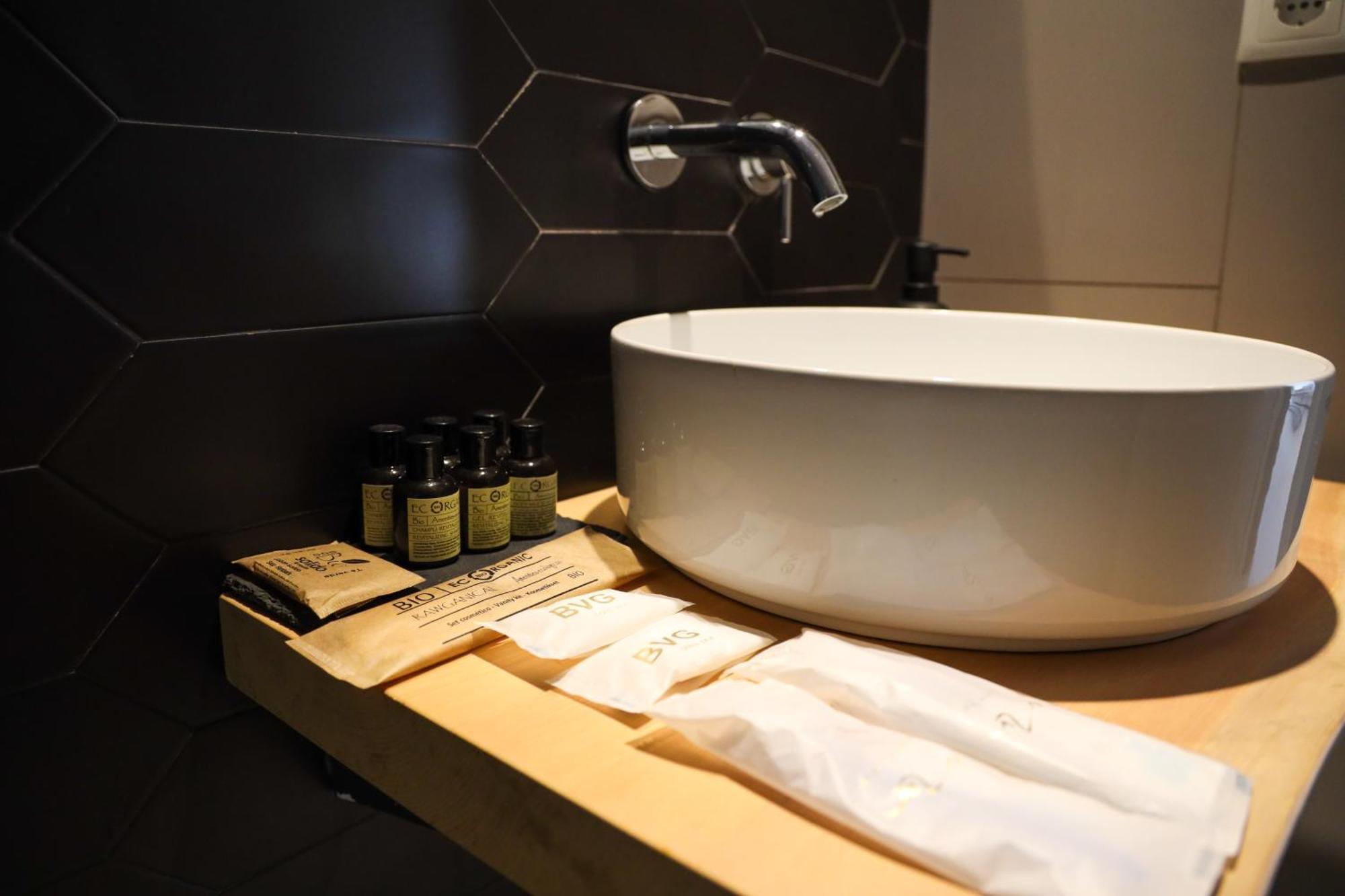 Cala Vadella Beachwalk Suites Стая снимка